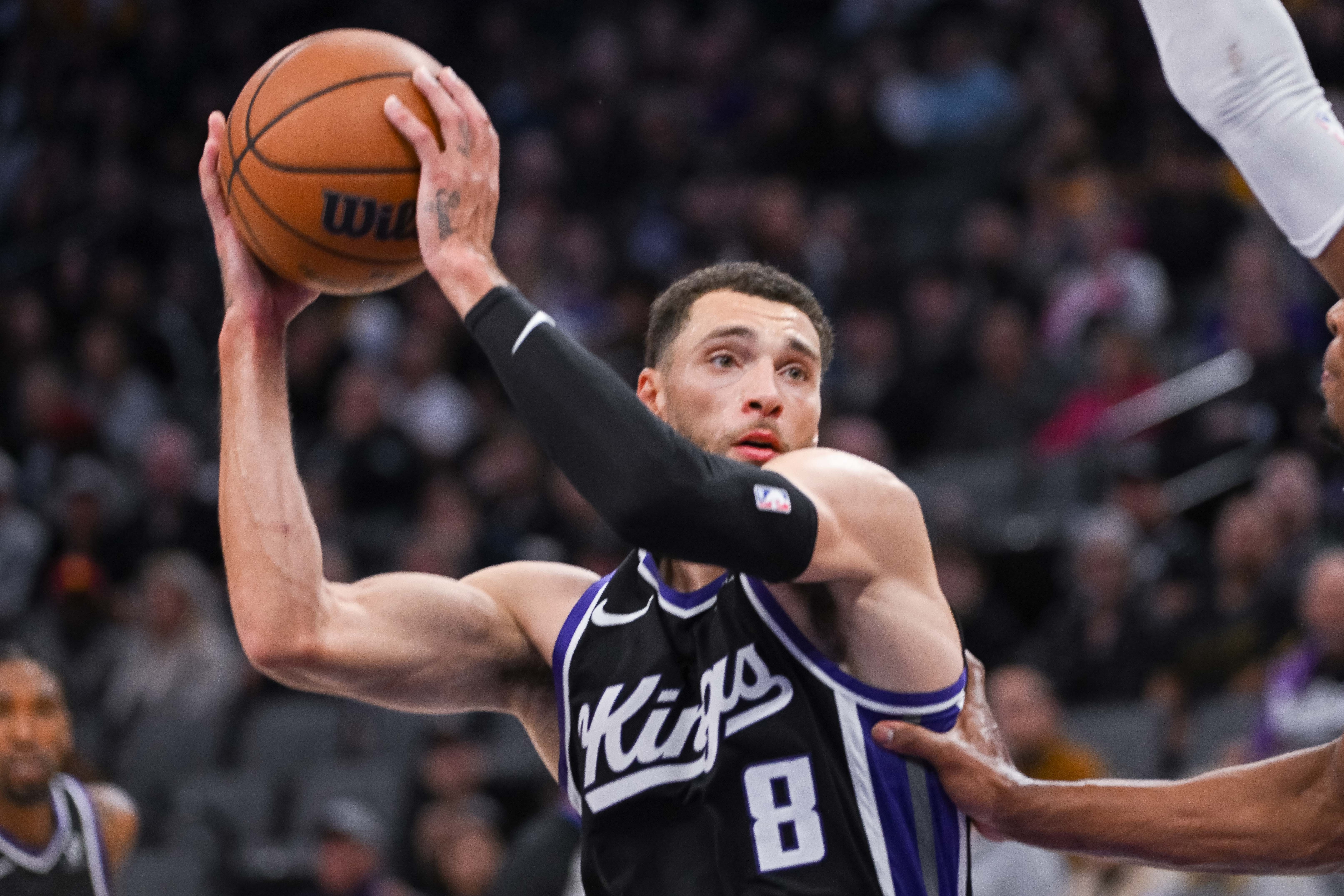 开云注册网址-场均20+没哨子？09双雄同届不同命 詹杜科接近 现役多人笑而不语