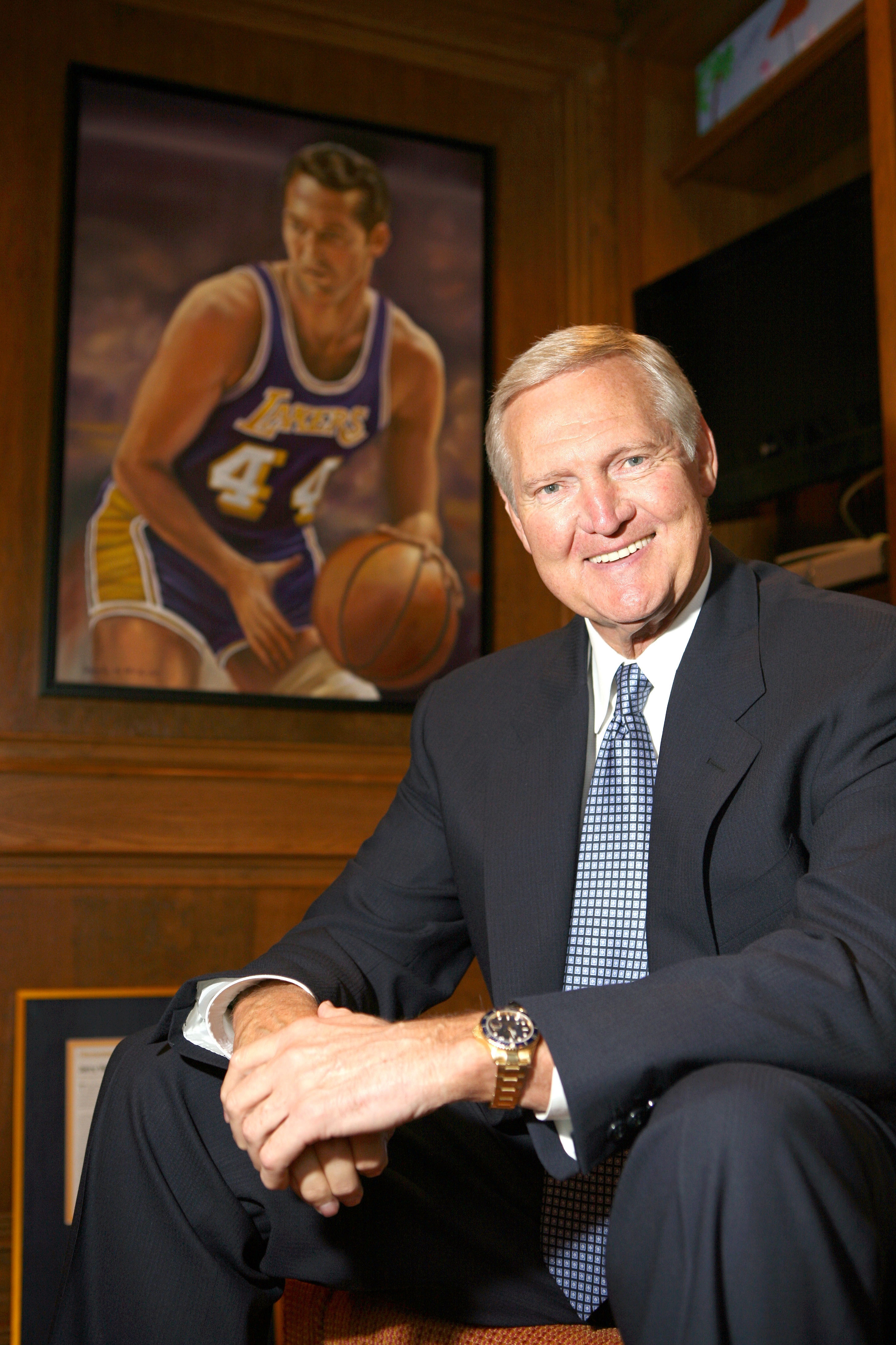 开云注册网址-场均20+没哨子？09双雄同届不同命 詹杜科接近 现役多人笑而不语