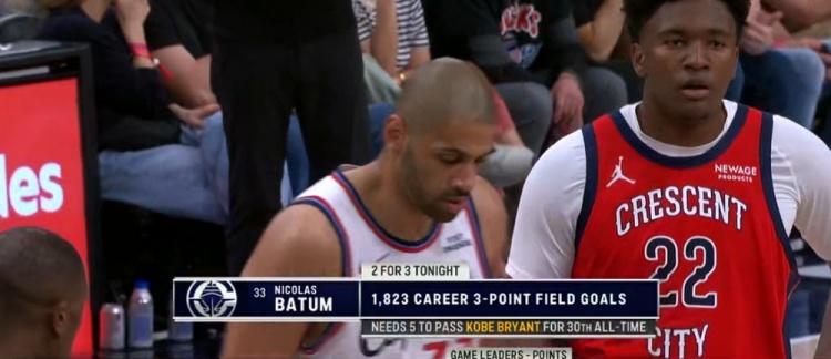 本场三分已3中2！巴图姆生涯命中1823记三分 差5记就超越科比